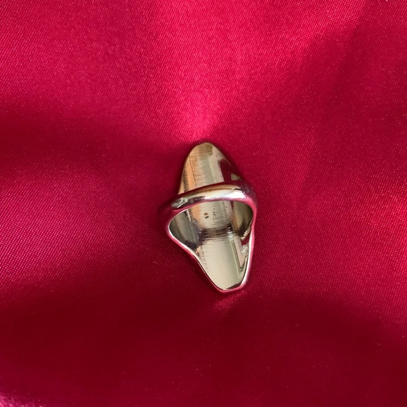 Silver Marcasite Ring - Picture 5 of 9